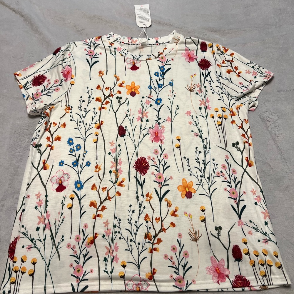 T-shirt style top